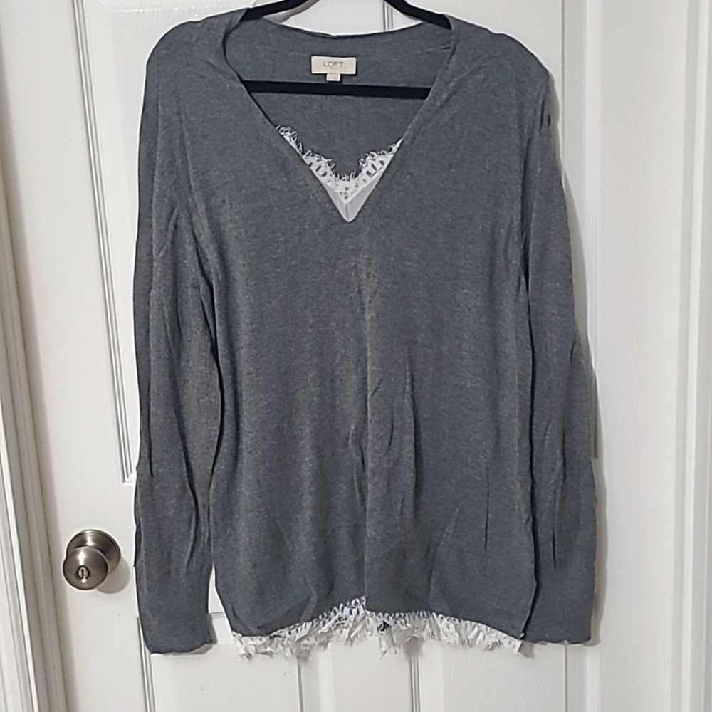 Loft, Size XL, Grey, casual top with lace accents on neckline and hemline